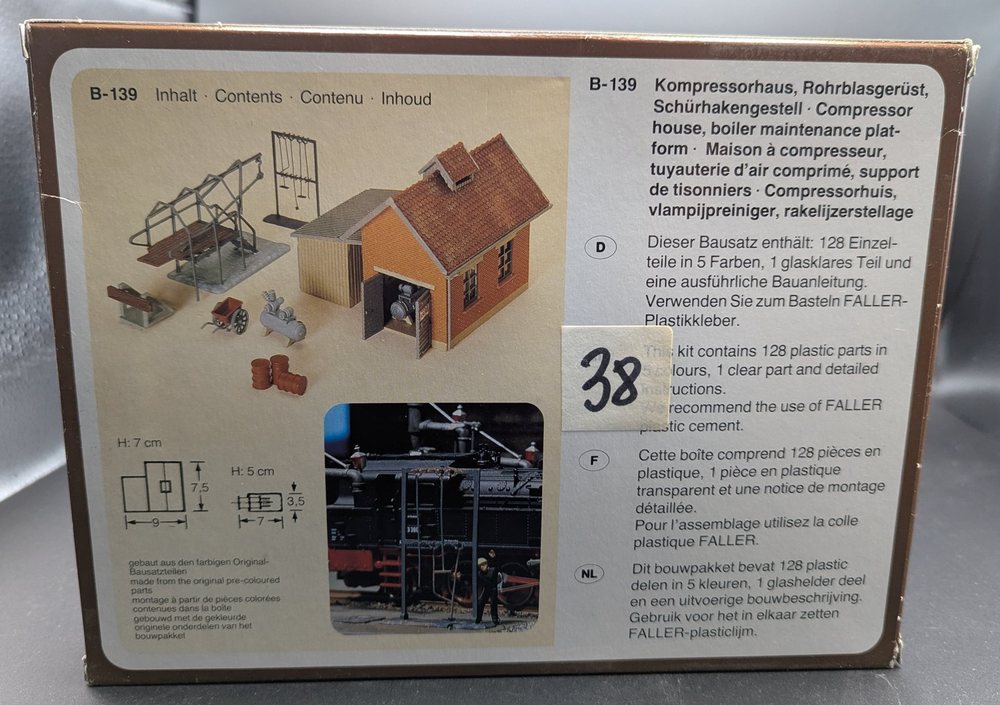 Faller Kompressorhaus mit Rohrblasgerüst und Schürhakengestell (B-139 / 120139), Foto 2