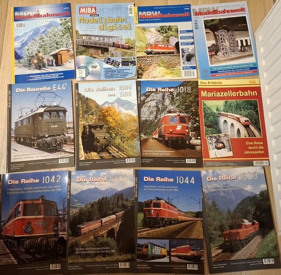 Verschiedene Weitere Hefte und Broschüren, 19 Hefte, Foto 1