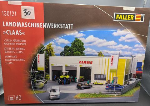 Faller Landmaschinenwerkstatt 'Claas' (130121)