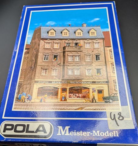 Pola Spielzeug Ring Fachgeschäft (110), Meister-Modell