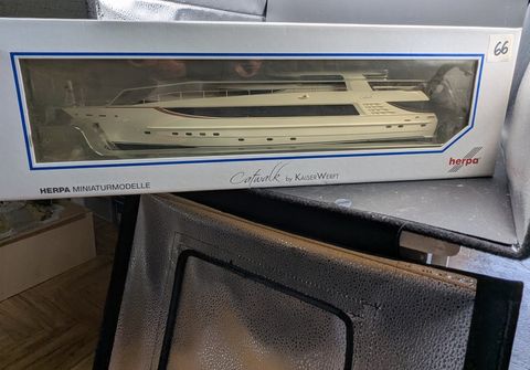 Herpa Luxusyacht 'Catwalk' by Kaiser Werft, Maßstab 1:87